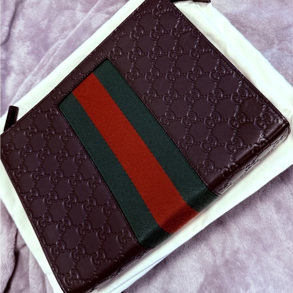 GUCCI - GG POUCH EMBOSSED LEATHER - DARK BROWN WITH RED & GREEN STRIPES - Picture 3 of 8